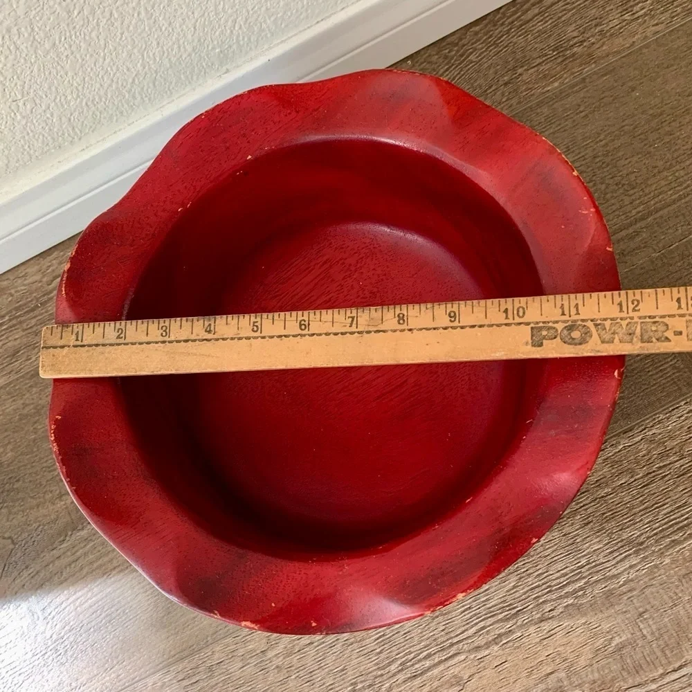 Set of 2 wooden bowls